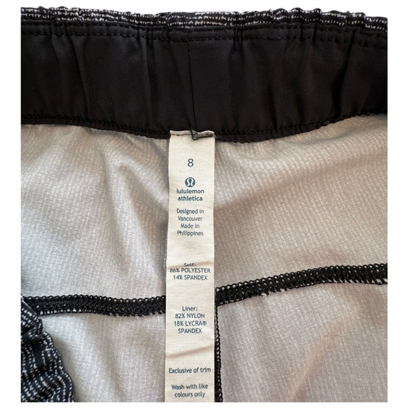Lululemon Rollin' With My Omies Pant | Burlap Texture Black Dune - Size 8 - Picture 8 of 15